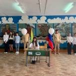 По инициативе «Единой России» в Калмыкии открылись Парты Героя