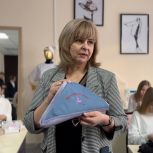 Мончегорцы отправили очередную посылку для бойцов
