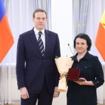 Павел Малков вручил награды жителям Рязанской области
