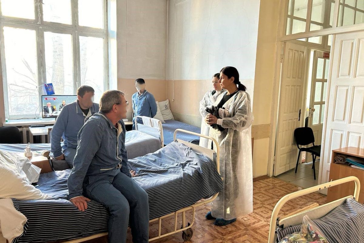 Активисты Женского движения ЕР посетили военный госпиталь в Чите