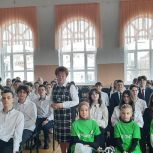 Краснодарским школьникам рассказали о добровольческой деятельности