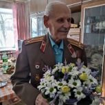 В Лыскове со 100-летием поздравили участника Великой Отечественной войны Вениамина Ивановича Рассказова