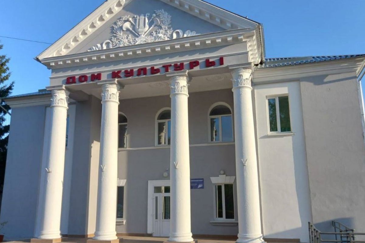 Виталий Хоценко: 32-м районам Омской области выделены средства на оснащение домов культуры