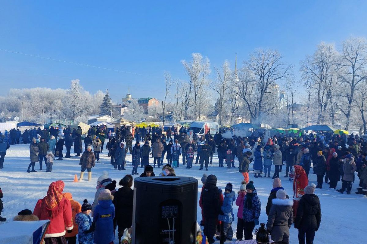 В Задонске устроили фестиваль любителей рыбалки