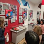 Выставка «СВОи герои» открылась в Ноябрьске