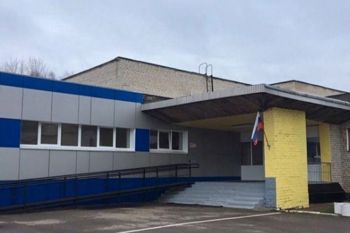 По партпроекту «Единой России» Монастырщинскую школу ждет капитальный ремонт