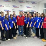 Александр Самокутяев встретился с активистами «Молодой Гвардии» и «Волонтерской Роты»