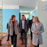 По народной программе «Единой России» отремонтируют школу в Кизнерском районе