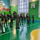В ЛНР проходят зарядки и тренировки в рамках марафона «Сила России»
