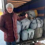 Кузбасские единороссы отправили подарки участникам СВО