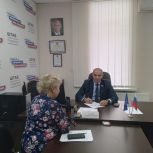 Владимир Мутовкин провел прием граждан в штабе общественной поддержки
