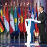 Дмитрий Медведев: Западные страны подвергают эксплуатируемые страны технологической зависимости и провоцируют «бегство» капиталов