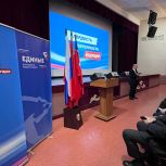 Олег Рожнов и партактив местного отделения «Единой России» встретились с волонтерами Краснознаменска