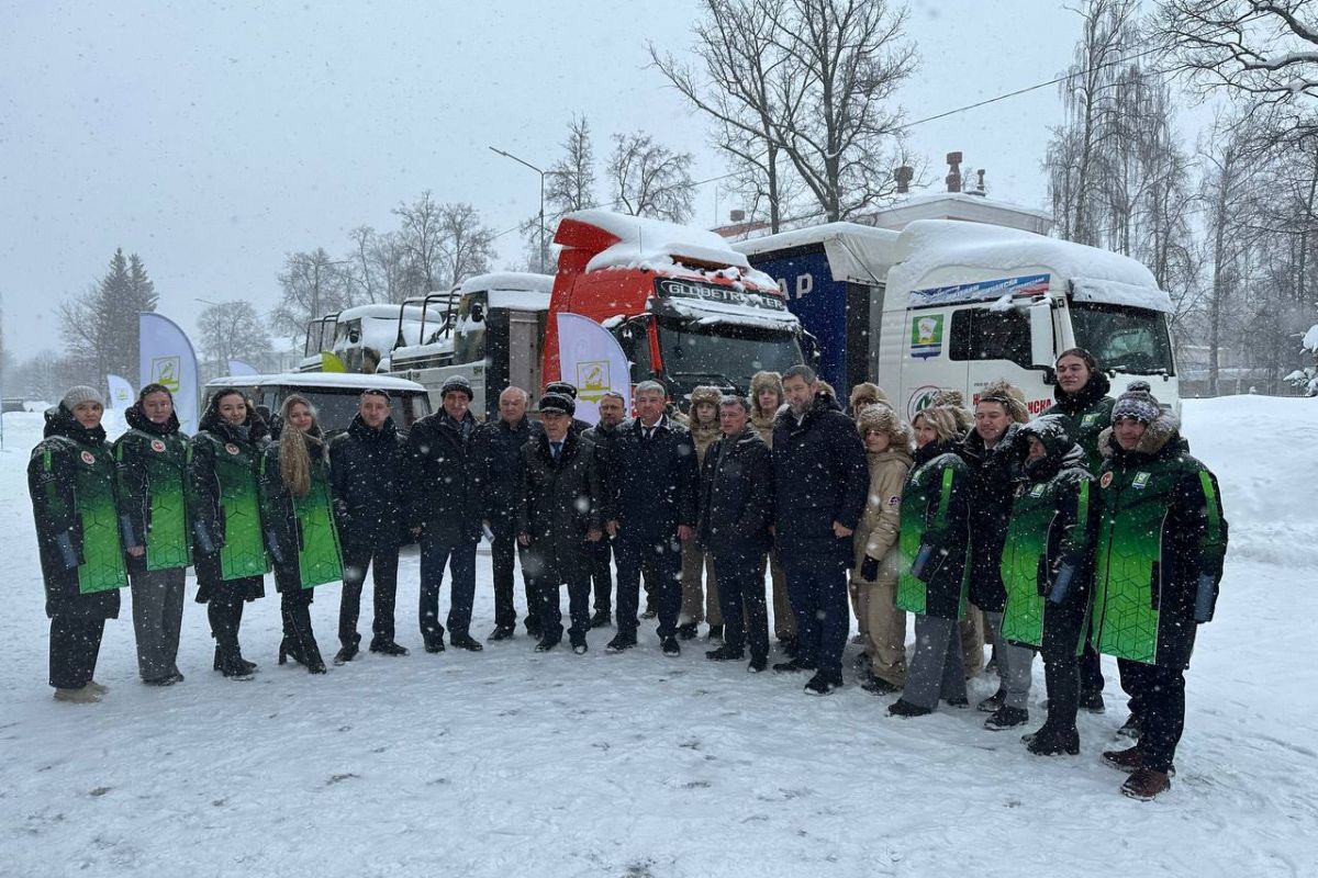 Зеленодольск отправил гуманитарную помощь в ЛНР и зону СВО | 08.02.2024 |  Казань - БезФормата