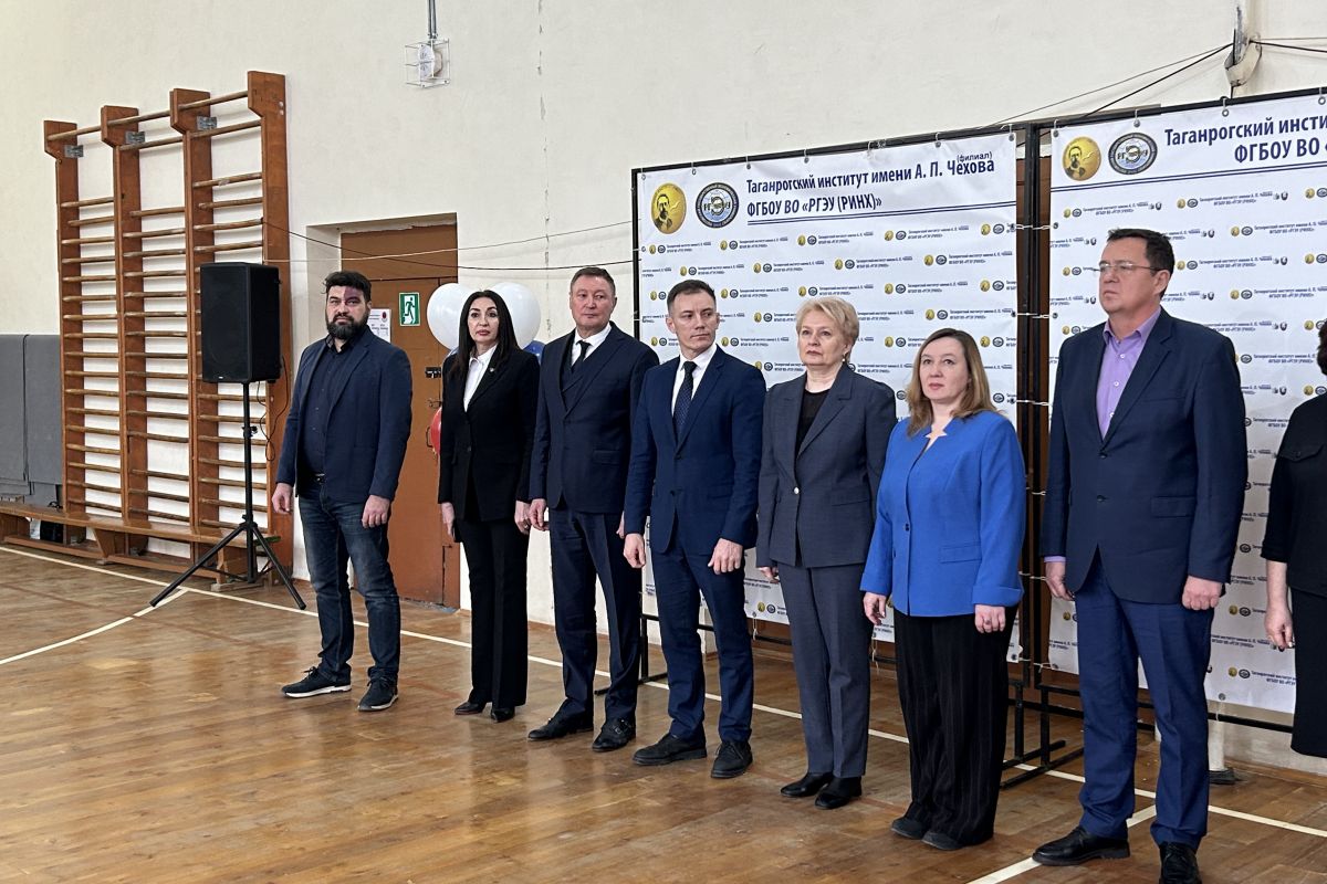 При поддержке партпроекта «Za самбо» в Таганроге провели двухдневную программу повышения квалификации для учителей физкультуры Дона и новых регионов