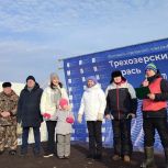 Партийцы «Единой России» приняли участие в фестивале подледного лова рыбы «Трехозерский карась»