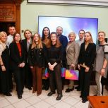 Единороссы подвели итоги проекта «Моя наставница»