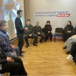 По инициативе депутата Сайгидпаши Умаханова дагестанские студенты встретились с участниками СВО