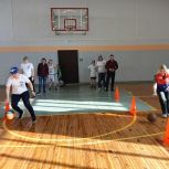 Единороссы организовали спортивные игры для жителей Кузбасса