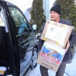 «Единая Россия» передала гуманитарную помощь для участников СВО