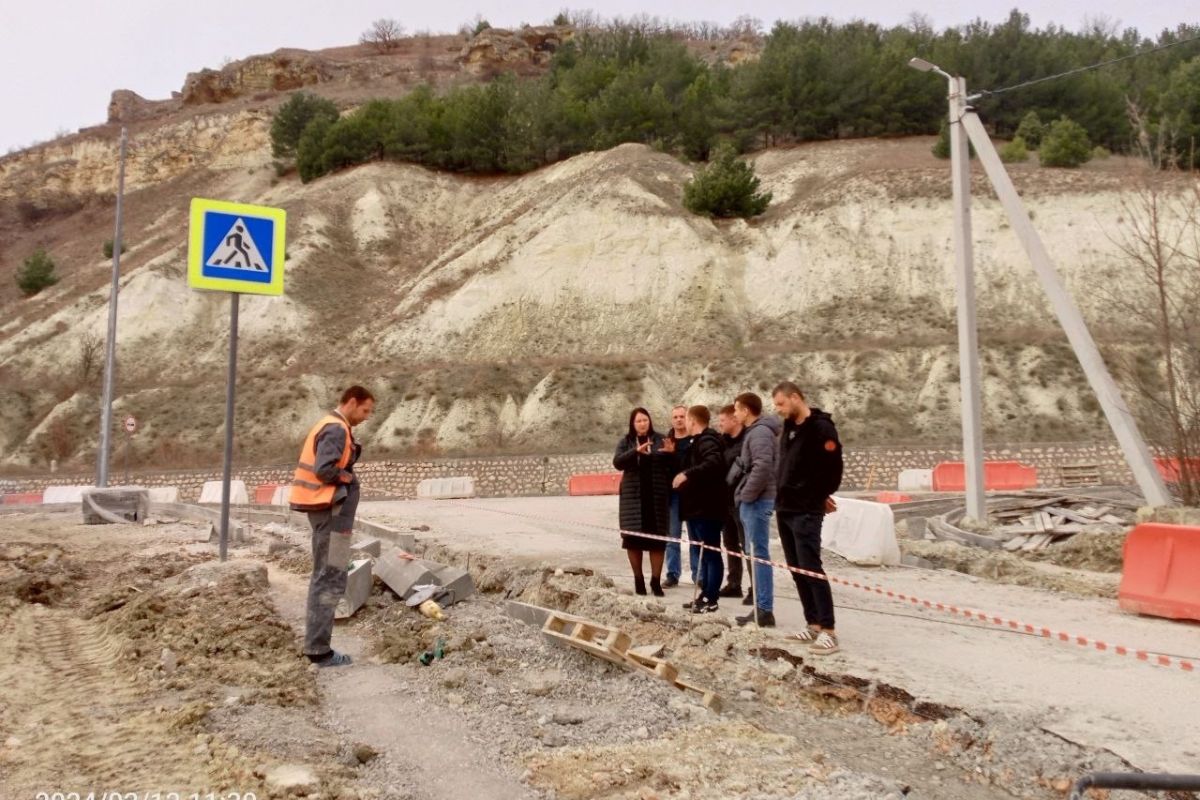 В селах Верхнесадовое и Дальнее оборудуют новые остановки