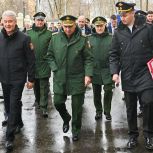 Сергей Собянин и Сергей Шойгу посетили Единый пункт отбора на военную службу