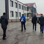 «Партийный десант» «Единой России» оценил ход строительства и ремонта медучреждений и МКД в Чечне
