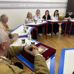 В штабе общественной поддержки Ставропольского края «Единая Россия» провела встречу со студотрядами
