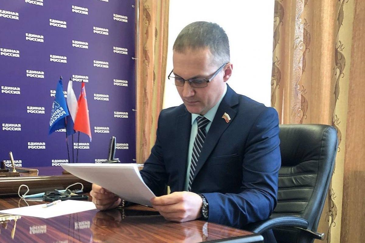Николай Ярощук принял граждан в региональной общественной приемной «Единой России»