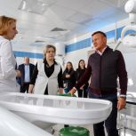 Роман Старовойт посетил поликлинику 4-й городской больницы после капремонта