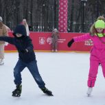 «Единая Россия» открыла неделю тренировок на коньках