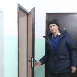 По Народной программе «Единой России» продолжается расселение жителей региона из аварийного жилья