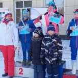 Единороссы организовали в Бийске лыжные выходные