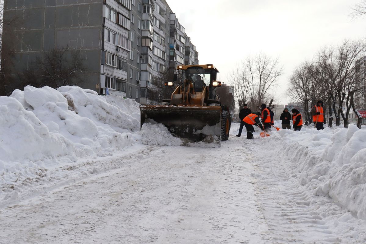 В рамках партийного проекта «Городская среда» в Тракторозаводском районе  прошел контроль качества уборки снега