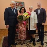 Депутаты-единороссы поздравили с юбилейным Днем рождения Светлану Манушкину