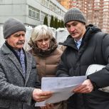 Владимир Шапкин проверил ход строительства школы в Балашихе