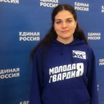 Доброволец Алена Гринева из Калуги помогает курским партийцам
