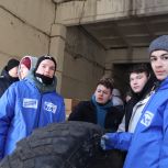 Волонтеры "Единой России" и молодогвардейцы отправили гуманитарный груз