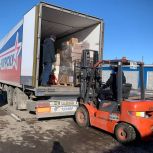 Грузовик с гуманитарной помощью из Кузбасса прибыл в Курскую область