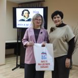 В День памяти Александра Пушкина партийцы вручили комплект книг коллективу Национальной пушкинской библиотеки