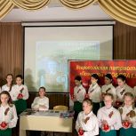 В рамках партпроекта «Историческая память» в Симферопольской школе открыли «Парту Героя»