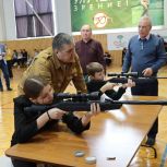 Форпостовцы Дрожжановского района сразились в стрельбе из пневматической винтовки