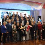 В столичной школе открыли Парту Героя и Интерактивный музей "Про СВОих"