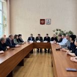 «Большая работа начинается на местах». Игорь Ляхов встретился с депутатами Краснинской окружной Думы