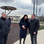 Татьяна Лобач посетила поселок Солнечный с рабочим выездом