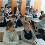 Школьники Киреевского центра образования № 2 посмотрели фильм «Слушать тишину»