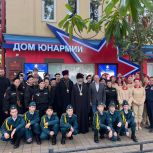 Сочинская молодёжь встретилась с епископом Сочинским и Туапсинским Германом