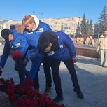 Память и благодарность: активисты партии и «МГЕР» почтили память защитников Отечества в Твери