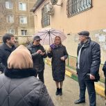 Депутаты Советского района Махачкалы встретились с жителями многоквартирного дома
