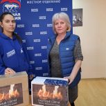 Активисты Спасского района подготовили для бойцов СВО окопные свечи и теплые вещи